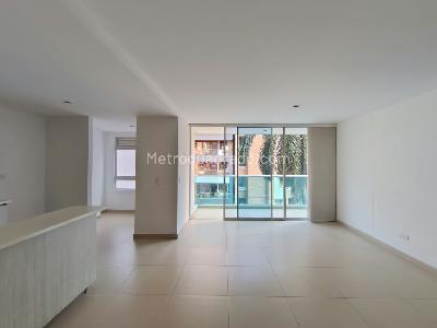 Apartamento de 3 alcobas en arriendo en Conquistadores, Medellín, 94 m² · foto 3 de 16