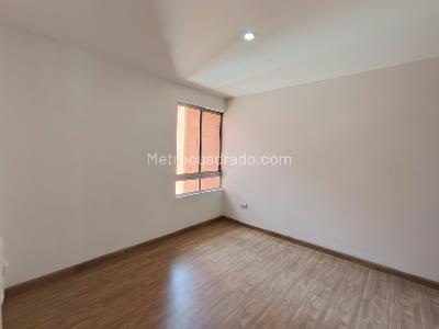 Apartamento de 3 alcobas en arriendo en Conquistadores, Medellín, 94 m² · foto 9 de 16