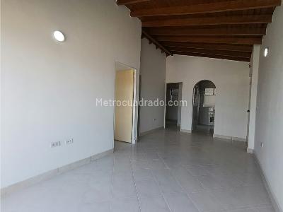Apartamento de 2 alcobas en venta en Miraflores, Medellín, 47 m² · foto 2 de 15