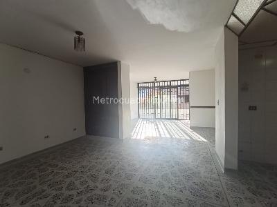 Casa de 4 alcobas en arriendo en Andalucia, Envigado, 160 m² · foto 15 de 20
