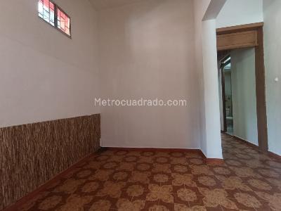 Casa de 2 alcobas en arriendo en Buenos Aires, Medellín, 120 m² · foto 5 de 19