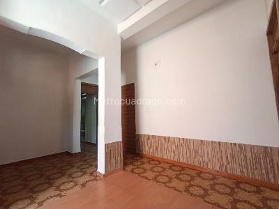 Casa de 2 alcobas en arriendo en Buenos Aires, Medellín, 120 m² · foto 6 de 19