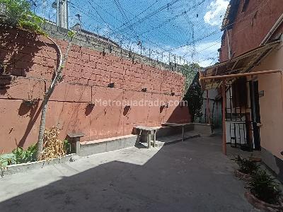 Casa de 2 alcobas en arriendo en Buenos Aires, Medellín, 120 m² · foto 9 de 19