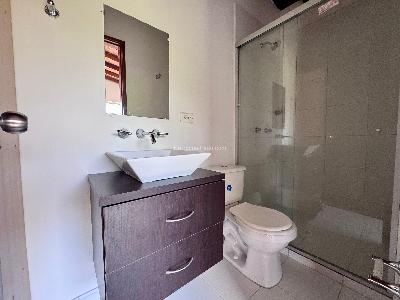 Apartamento de 2 alcobas en arriendo en Las Playas, Medellín, 67 m² · foto 12 de 15