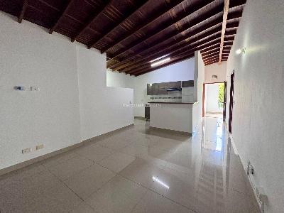 Apartamento de 2 alcobas en arriendo en Las Playas, Medellín, 67 m² · foto 1 de 15