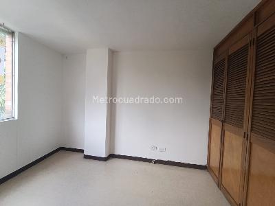 Apartamento de 3 alcobas en arriendo en San Bernardo, Medellín, 85 m² · foto 5 de 20