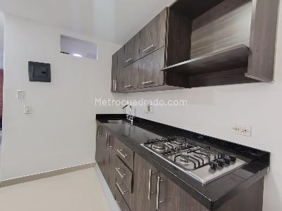 Apartamento de 1 alcoba en arriendo en Estadio, Medellín, 40 m² · foto 5 de 8