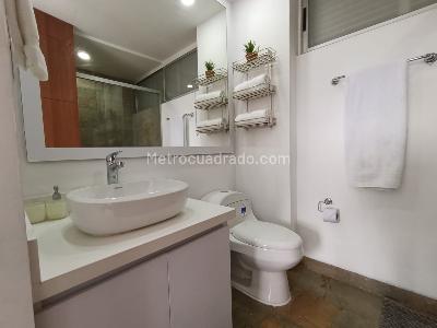 Apartamento de 2 alcobas en arriendo en El Tesoro, Medellín, 117 m² · foto 14 de 15