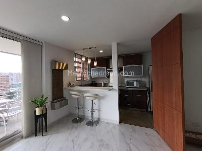 Apartamento de 2 alcobas en arriendo en El Tesoro, Medellín, 117 m² · foto 4 de 15