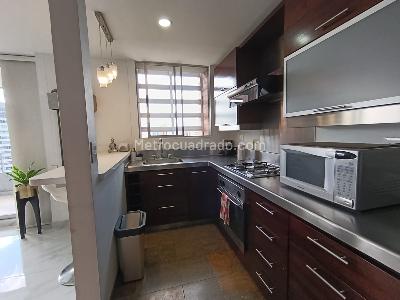 Apartamento de 2 alcobas en arriendo en El Tesoro, Medellín, 117 m² · foto 6 de 15