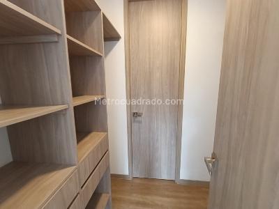 Apartamento de 2 alcobas en arriendo en Sajonia, Rionegro, 155 m² · foto 12 de 16