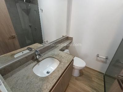 Apartamento de 2 alcobas en arriendo en Sajonia, Rionegro, 155 m² · foto 13 de 16