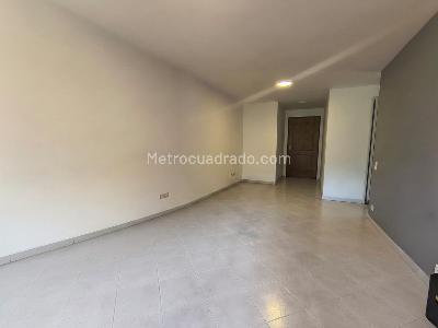 Apartamento de 2 alcobas en arriendo en El Campestre La Frontera, Medellín, 80 m² · foto 3 de 12