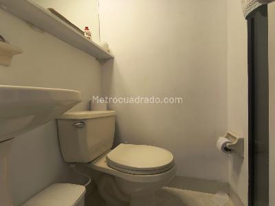 Apartamento de 2 alcobas en arriendo en El Campestre La Frontera, Medellín, 80 m² · foto 8 de 12