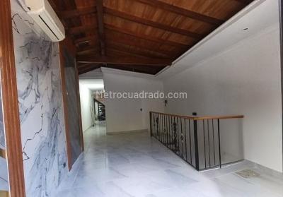 Casa de 5 alcobas en arriendo en Barrio Mesa Envigado, Envigado, 90 m² · foto 5 de 18