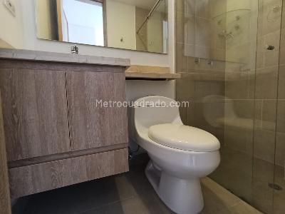 Apartamento de 2 alcobas en arriendo en Laureles Medellin, Medellín, 90 m² · foto 10 de 13