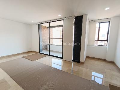Apartamento de 2 alcobas en arriendo en Laureles Medellin, Medellín, 90 m² · foto 3 de 13