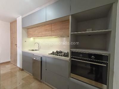 Apartamento de 2 alcobas en arriendo en Laureles Medellin, Medellín, 90 m² · foto 5 de 13