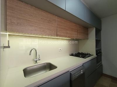Apartamento de 2 alcobas en arriendo en Laureles Medellin, Medellín, 90 m² · foto 7 de 13