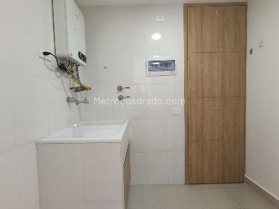 Apartamento de 2 alcobas en arriendo en Laureles Medellin, Medellín, 90 m² · foto 8 de 13