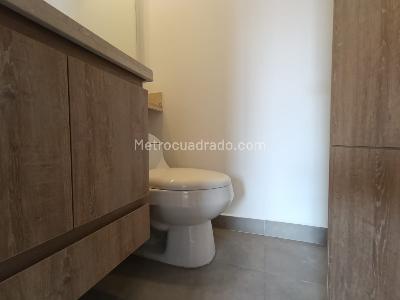 Apartamento de 2 alcobas en arriendo en Laureles Medellin, Medellín, 90 m² · foto 9 de 13