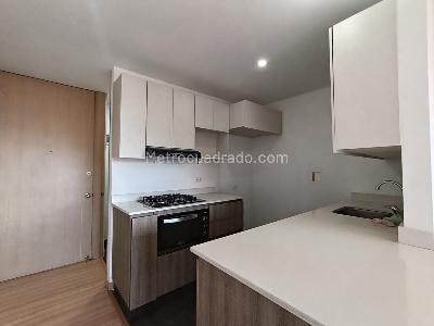 Apartamento de 2 alcobas en arriendo en La Visitacion Los Gonzalez, Medellín, 78 m² · foto 5 de 12