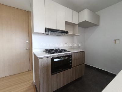 Apartamento de 2 alcobas en arriendo en La Visitacion Los Gonzalez, Medellín, 78 m² · foto 6 de 12