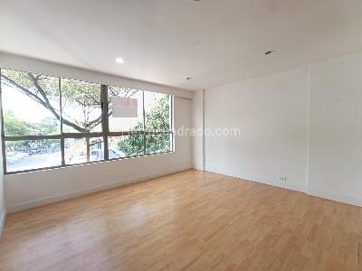 Apartamento de 1 alcoba en arriendo en La Aguacatala, Medellín, 49 m² · foto 4 de 13