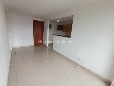 Apartamento de 1 alcoba en arriendo en Los Colores, Medellín, 45 m² · foto 2 de 17