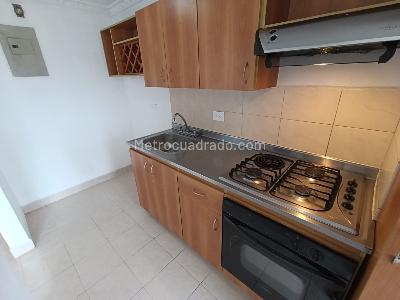 Apartamento de 1 alcoba en arriendo en Los Colores, Medellín, 45 m² · foto 9 de 17