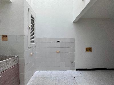 Casa de 4 alcobas en arriendo en Loma De Las Brujas, Envigado, 189 m² · foto 8 de 20