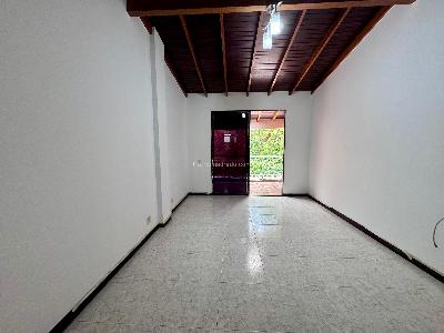 Casa de 4 alcobas en arriendo en Loma De Las Brujas, Envigado, 189 m² · foto 14 de 20
