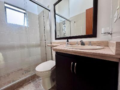 Casa de 4 alcobas en arriendo en Loma De Las Brujas, Envigado, 189 m² · foto 17 de 20