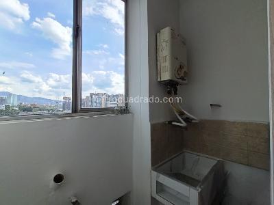 Apartamento de 2 alcobas en arriendo en Loma De San Julian, Medellín, 55 m² · foto 11 de 11