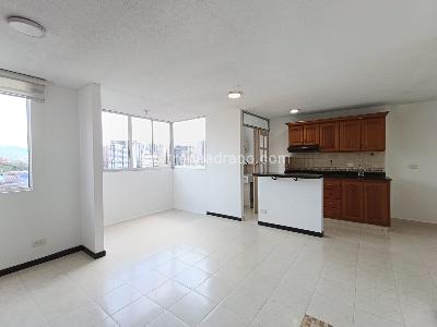 Apartamento de 2 alcobas en arriendo en Loma De San Julian, Medellín, 55 m² · foto 2 de 11