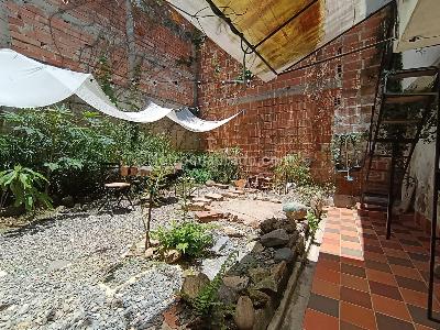Casa de 5 alcobas en arriendo en Loma De Los Parra, Medellín, 147 m² · foto 3 de 20
