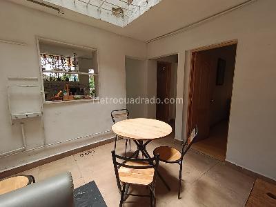 Casa de 5 alcobas en arriendo en Loma De Los Parra, Medellín, 147 m² · foto 6 de 20