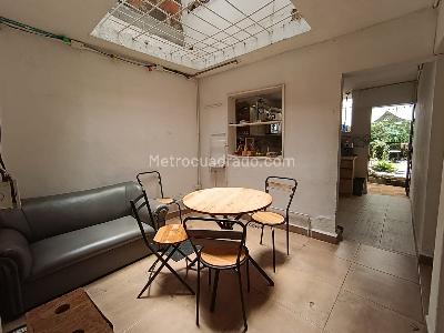 Casa de 5 alcobas en arriendo en Loma De Los Parra, Medellín, 147 m² · foto 7 de 20