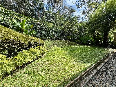 Casa de 3 alcobas en arriendo en San Lucas, Medellín, 312 m² · foto 11 de 20