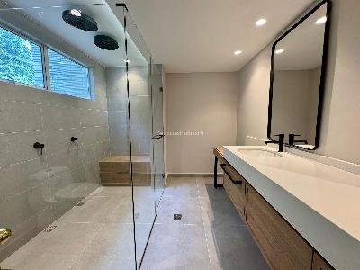 Casa de 3 alcobas en arriendo en San Lucas, Medellín, 312 m² · foto 20 de 20