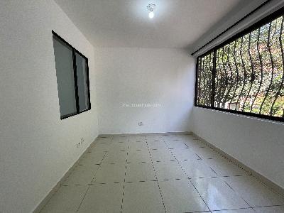 Casa de 4 alcobas en arriendo en Las Playas, Medellín, 120 m² · foto 3 de 18
