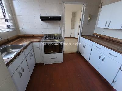 Apartamento de 3 alcobas en arriendo en Laureles Medellin, Medellín, 127 m² · foto 12 de 15