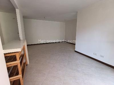 Apartamento de 2 alcobas en arriendo en Cumbres, Envigado, 85 m² · foto 6 de 15