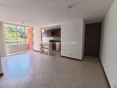 Apartamento de 2 alcobas en arriendo en Cumbres, Envigado, 85 m² · foto 7 de 15