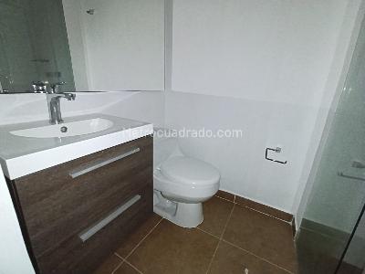 Apartamento de 2 alcobas en arriendo en Cumbres, Envigado, 85 m² · foto 13 de 15