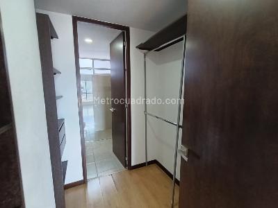 Apartamento de 1 alcoba en arriendo en Las Palmas Medellin, Medellín, 56 m² · foto 9 de 14