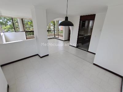 Apartamento de 3 alcobas en arriendo en Alejandria, Medellín, 135 m² · foto 3 de 20
