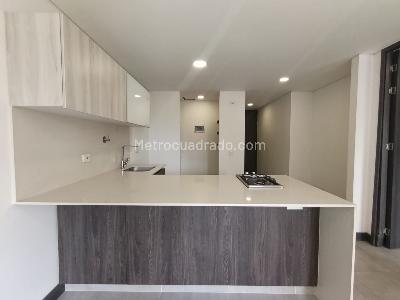 Apartamento de 1 alcoba en arriendo en Ciudad Del Rio, Medellín, 57 m² · foto 3 de 14