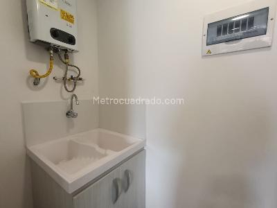 Apartamento de 1 alcoba en arriendo en Ciudad Del Rio, Medellín, 57 m² · foto 5 de 14