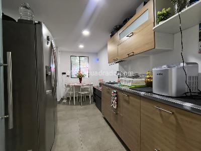 Casa de 5 alcobas en arriendo en La Florida El Poblado, Medellín, 300 m² · foto 5 de 20